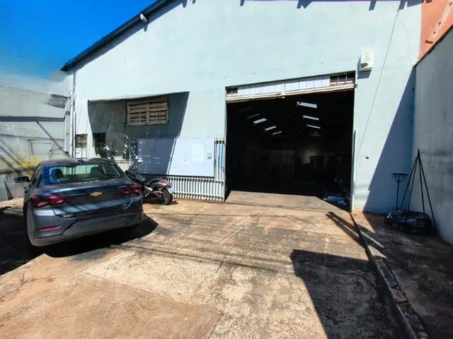 Galpão com 498m², à venda, no bairro Helena em Londrina