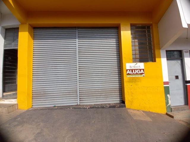 Foto do Galpão / Barracão - Salão comercial para locação| Centro | Piracaia, SP | Excelente Localização| Próximo aos Comércios | 100M² | Boa Vista Imóveis