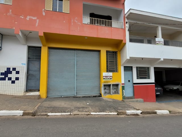 Foto do Galpão / Barracão - Salão comercial para locação| Centro | Piracaia, SP | Excelente Localização| Próximo aos Comércios | 100M² | Boa Vista Imóveis
