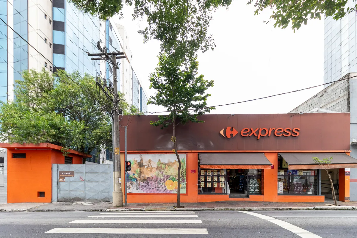 Galpão comercial para venda em Centro, 384m²