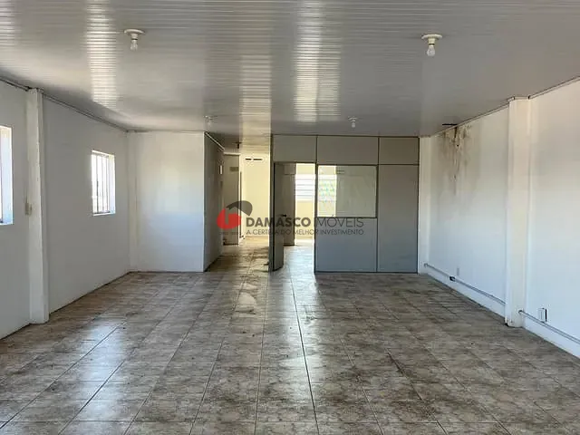 Galpão / Barracão com 420m², para alugar, no bairro Santo Antônio em São Caetano do Sul