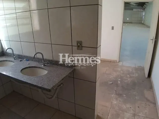 Galpão / Barracão com 8233m², para alugar, no bairro Betel em Paulínia