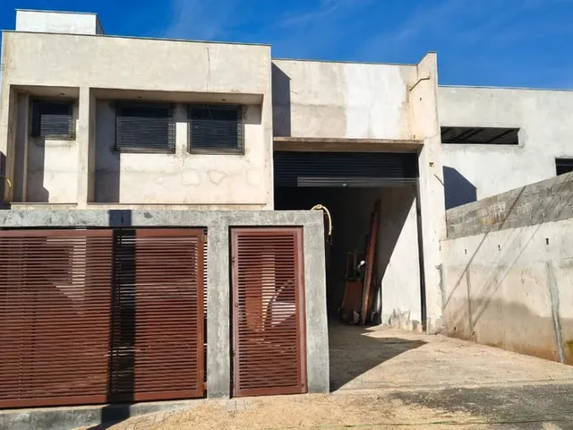 Galpão com 276m², para alugar, no bairro Jardim Padovani em Londrina