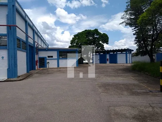 Galpão / Barracão com 18000m², à venda, no bairro Vila Nova Esperia em Jundiaí
