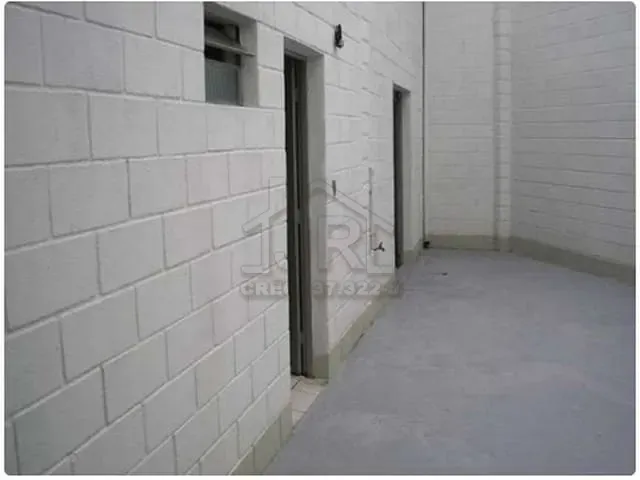 Galpão / Barracão com 475m², à venda ou para alugar, no bairro Jardim Zaira em Mauá