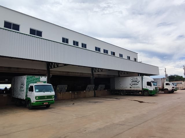 Foto do Galpão / Barracão - Galpão em Condomínio para locação, bairro São José, Cuiabá, MT, NOVO MODULAR 1040 m2 ,Cross docking, Niveladoras de Docas, à 270 m da Av. Fernando Correia | Lyah Jaudy Imóveis