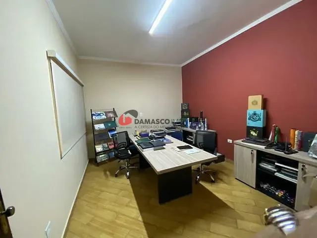 Galpão / Barracão à venda, no bairro Cerâmica em São Caetano do Sul