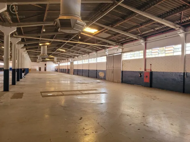 Galpão com 2400m², para alugar, no bairro Andes em Londrina