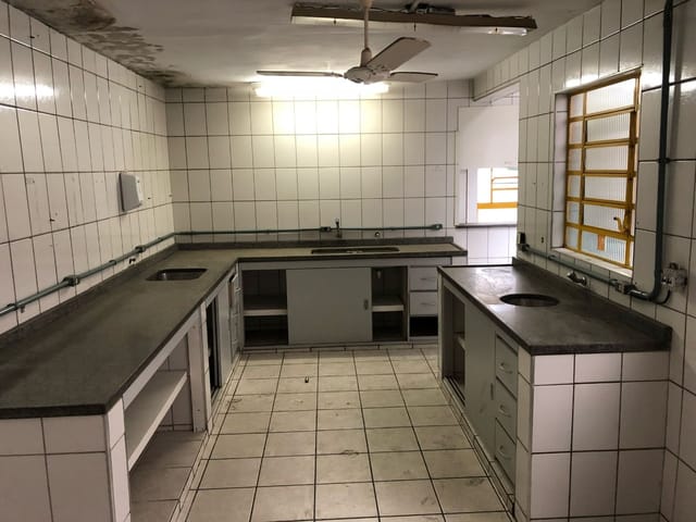 Galpão / Barracão com 1238m², à venda, no bairro Chácara Quiriri em Carapicuíba