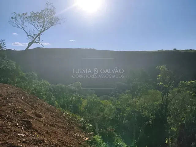 Galpão à venda, no bairro Centro em Balsa Nova