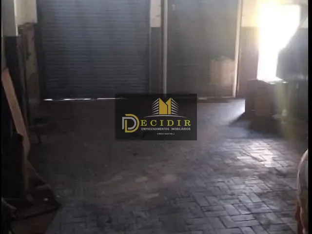 Galpão / Barracão com 437m², à venda, no bairro Vila Regente Feijó em São Paulo