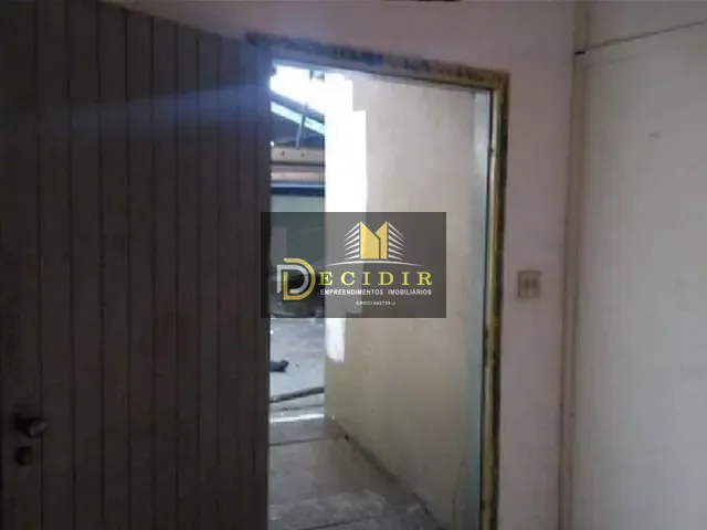 Galpão / Barracão com 437m², à venda, no bairro Vila Regente Feijó em São Paulo