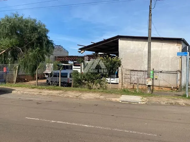 Galpão / Barracão com 884m², à venda, no bairro Primavera em Guarapuava