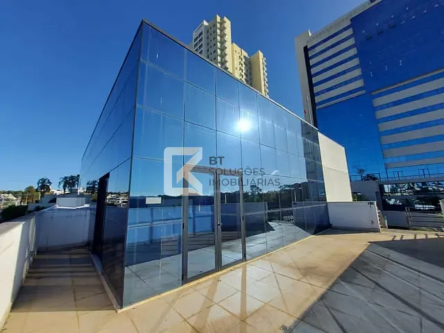 Galpão / Barracão com 450m², para alugar, no bairro Vila Homero em Indaiatuba