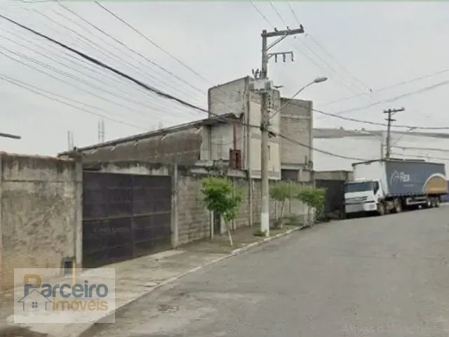 Galpão / Barracão com 2090m², à venda, no bairro Cidade Industrial Satélite de São Paulo em Guarulhos