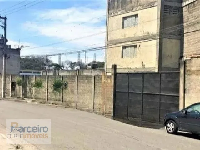 Galpão / Barracão com 2090m², à venda, no bairro Cidade Industrial Satélite de São Paulo em Guarulhos