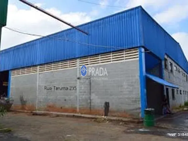 Galpão / Barracão com 800m², para alugar, no bairro Jardim Cláudio em Cotia