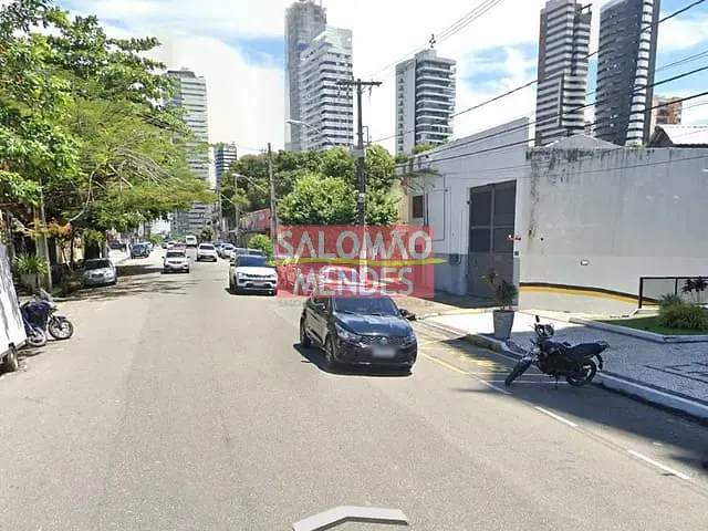 Galpão / Barracão com 660m², à venda, no bairro Umarizal em Belém