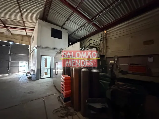 Galpão / Barracão com 660m², à venda, no bairro Umarizal em Belém
