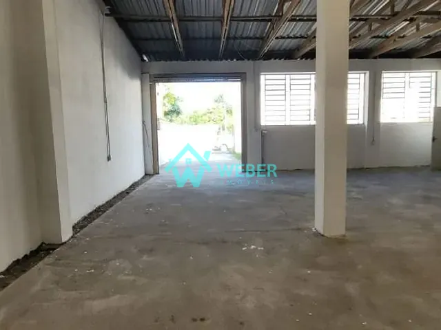 Galpão com 173m², para alugar, no bairro Santo Afonso em Novo Hamburgo