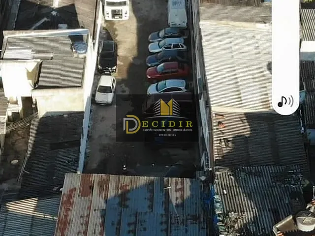 Galpão / Barracão com 350m², para alugar, no bairro Lauzane Paulista em São Paulo