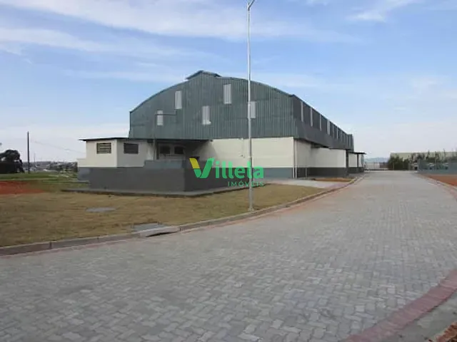 Galpão / Barracão com 1268m², à venda, no bairro Parque São Pedro em Itaquaquecetuba