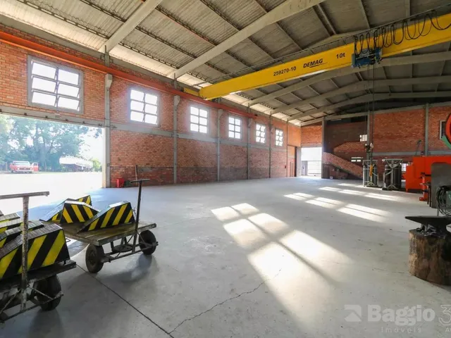 Galpão com 4939m², à venda, no bairro Cidade Industrial em Curitiba