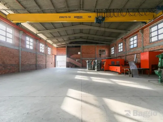 Galpão com 4939m², à venda, no bairro Cidade Industrial em Curitiba
