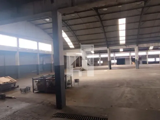 Galpão / Barracão com 2500m², à venda ou para alugar, no bairro Vila Nova Jundiainópolis em Jundiaí