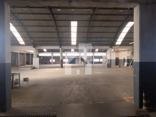 Galpão / Barracão com 2500m², à venda ou para alugar, no bairro Vila Nova Jundiainópolis em Jundiaí