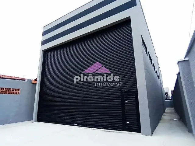 Galpão com 300m², para alugar, no bairro Jardim Aeroporto em São José Dos Campos