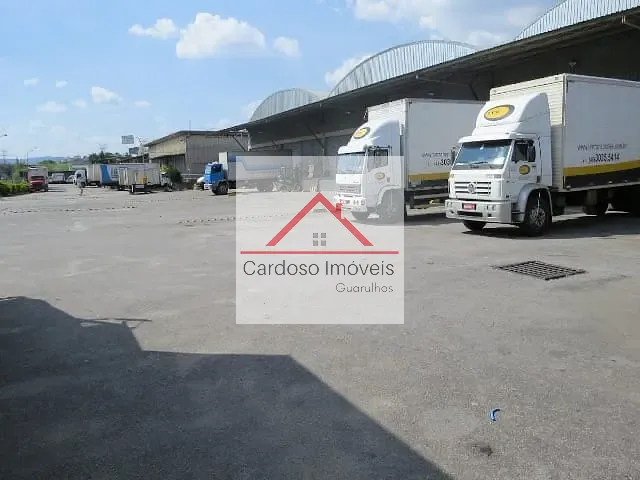 Galpão / Barracão com 1900m², para alugar, no bairro Vila Sao Rafael em Guarulhos