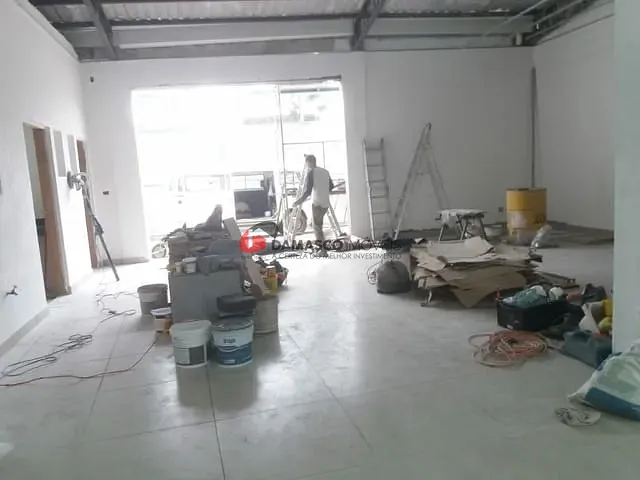 Galpão / Barracão com 354m², para alugar, no bairro Fundação em São Caetano do Sul