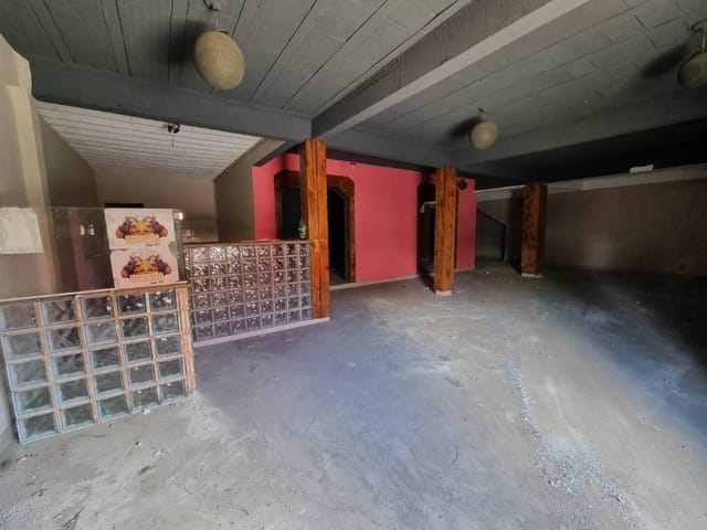 Galpão / Barracão com 420m², para alugar, no bairro Letícia em Belo Horizonte