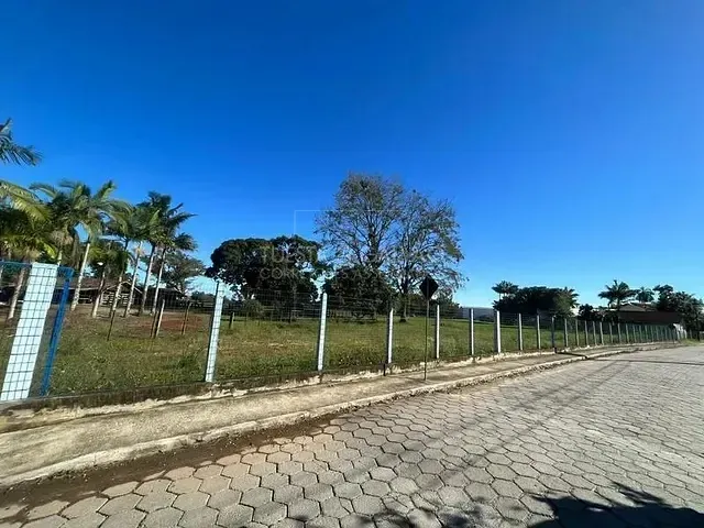 Galpão com 42m², à venda, no bairro Bairro Itapocu em Araquari