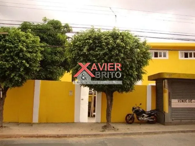 Galpão / Barracão com 1960m², à venda, no bairro Jardim da Mamãe em Guarulhos