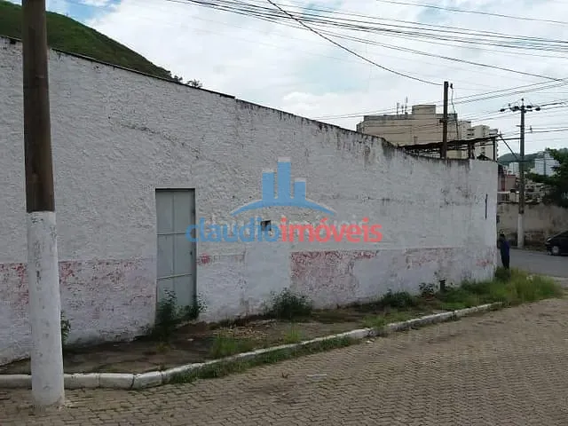 Galpão / Barracão com 1288m², à venda ou para alugar, no bairro Estamparia em Barra Mansa