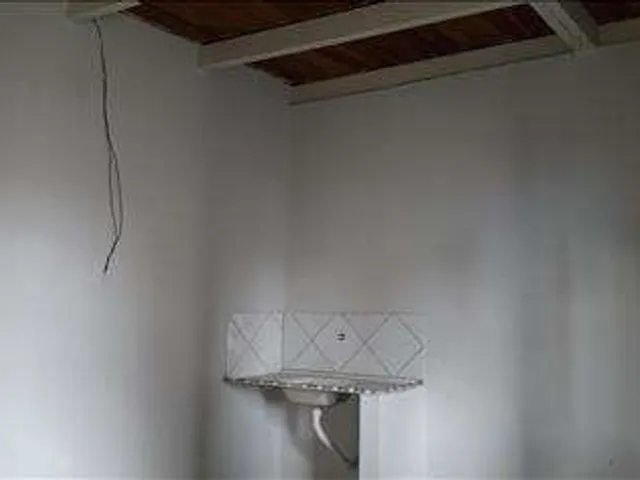 Galpão / Barracão com 270m², para alugar, no bairro Horto Florestal em Belo Horizonte