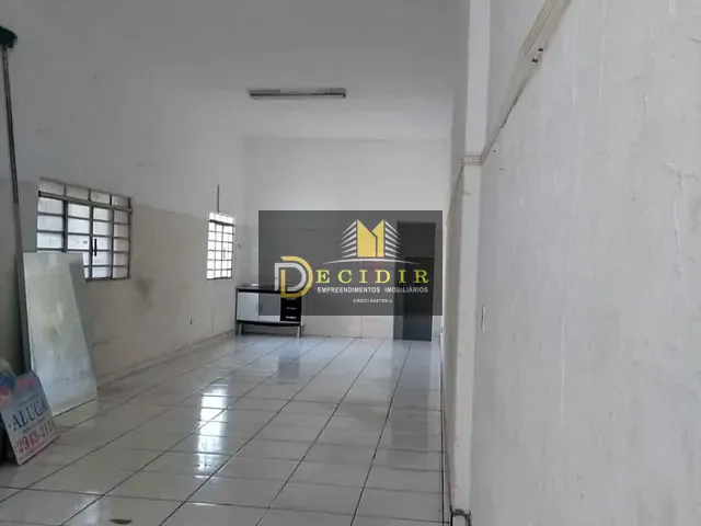 Galpão / Barracão com 120m², para alugar, no bairro Vila Constança em São Paulo