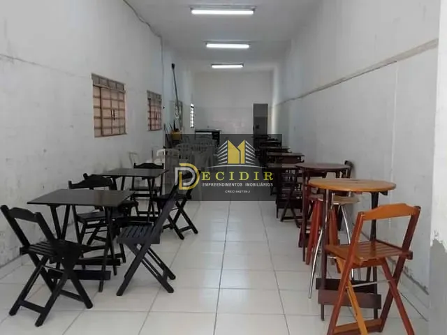 Galpão / Barracão com 120m², para alugar, no bairro Vila Constança em São Paulo