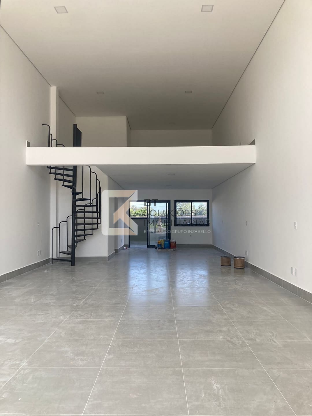 Depósito-Galpão, 132 m² - Foto 1