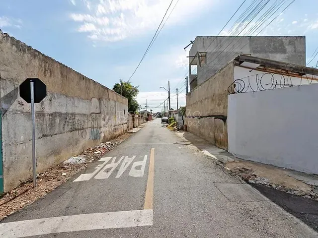 Galpão à venda, no bairro Ipê em São José Dos Pinhais