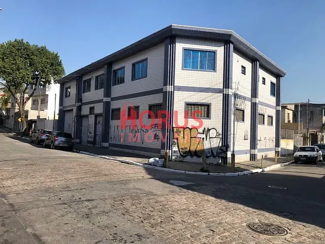 Sala à venda, no bairro Vila Carbone em São Paulo