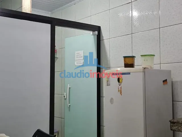 Galpão / Barracão com 400m², para alugar, no bairro Nossa Senhora Aparecida em Barra Mansa