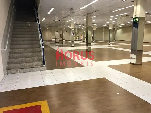 Galpão / Barracão com 750m², para alugar, no bairro Freguesia do Ó em São Paulo