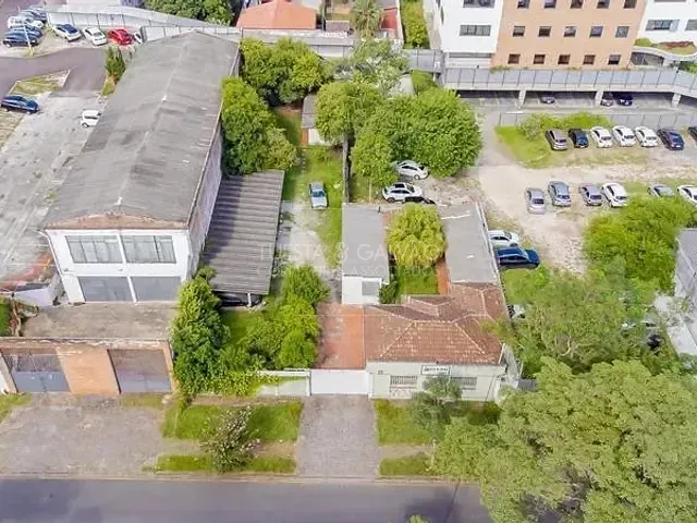Galpão à venda, no bairro Taruma em Curitiba
