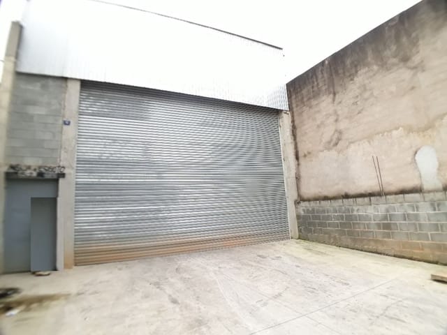 Foto do Galpão / Barracão - Ótimo Galpão na Cidade Soberana com 450 metros quadrados de área construída. | Imobiliária Compare