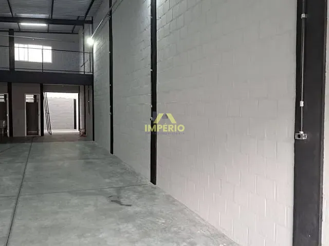 Galpão / Barracão com 384m², à venda, no bairro Jardim Municipal em Salto
