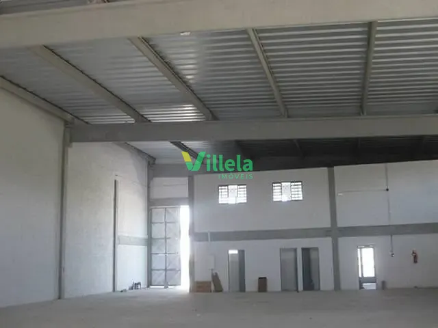 Galpão / Barracão com 700m², para alugar, no bairro Una em Itaquaquecetuba