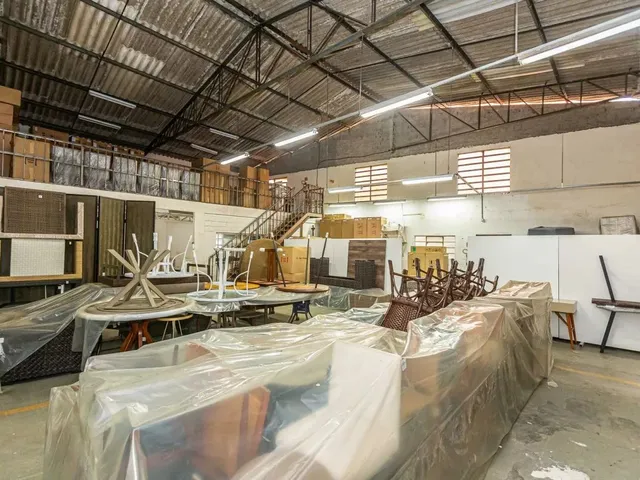 Galpão com 3092m², à venda, no bairro Samambaia em Campo Magro